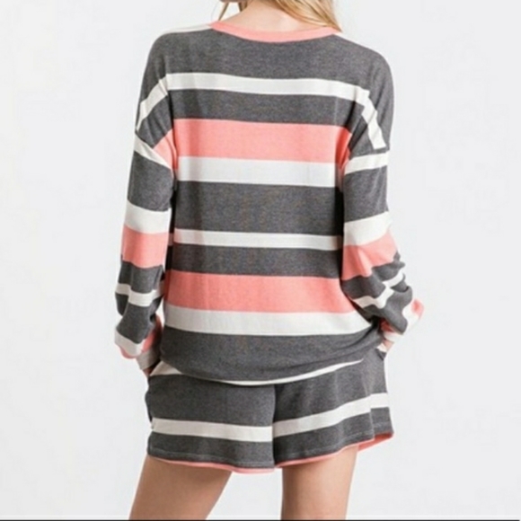 Striped 2-Piece Lounge Short Set - Picture 4 of 7